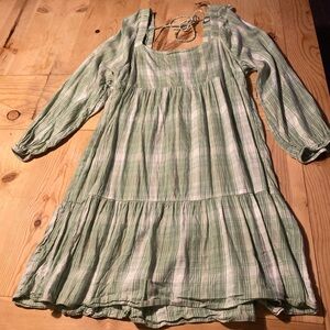green plaid babydoll dress (junior sizing on tag!!)